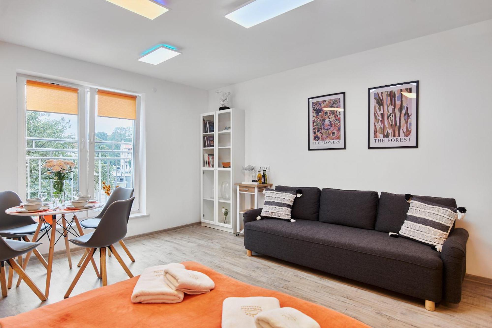 Golden Hour Apartments- Bohaterow Wrzesnia 101 سفينويتشي المظهر الخارجي الصورة
