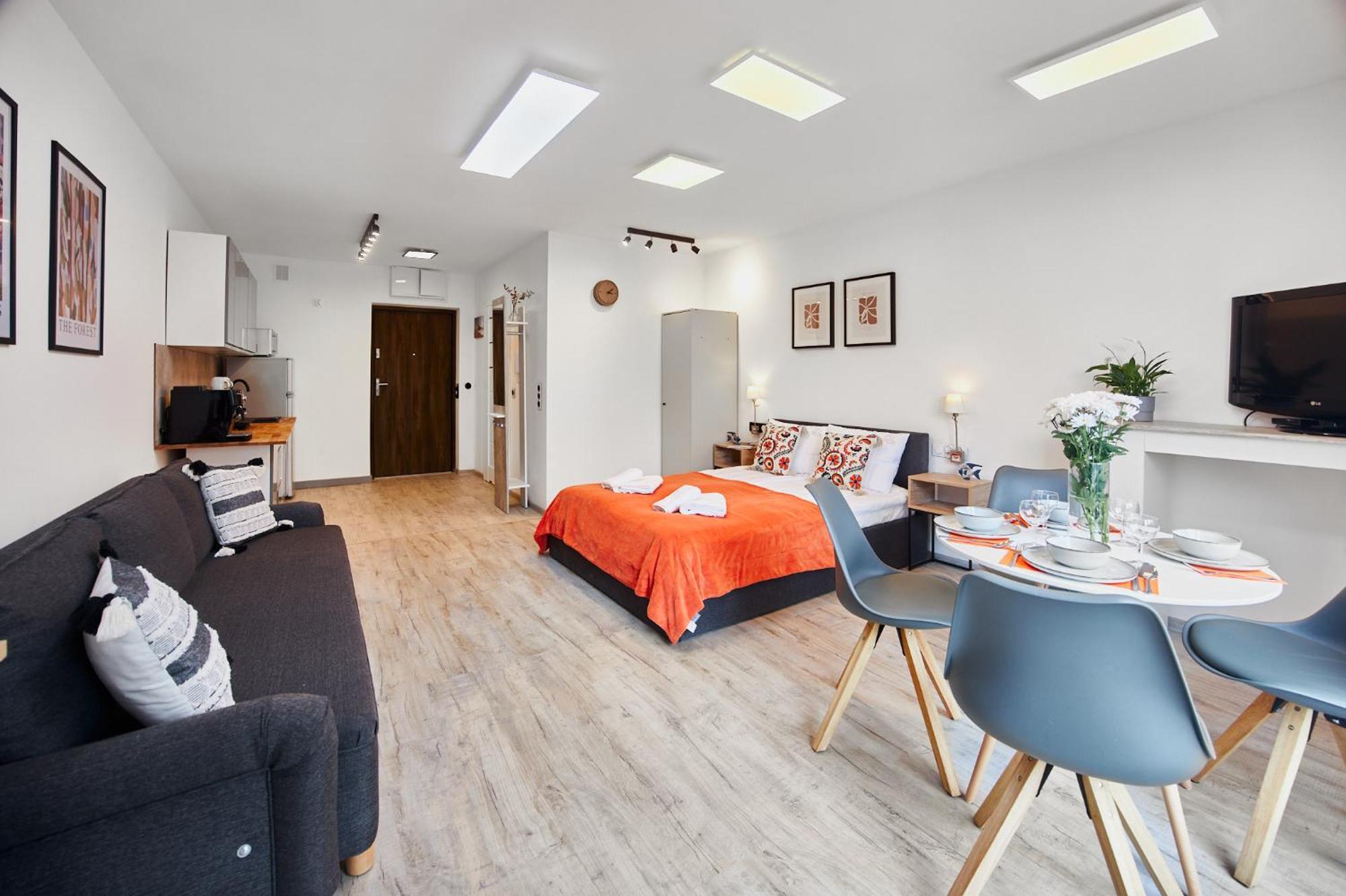 Golden Hour Apartments- Bohaterow Wrzesnia 101 سفينويتشي المظهر الخارجي الصورة